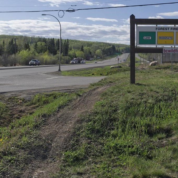 B.C. mayor warns against videos of properties destroyed by fire outside Fort Nelson